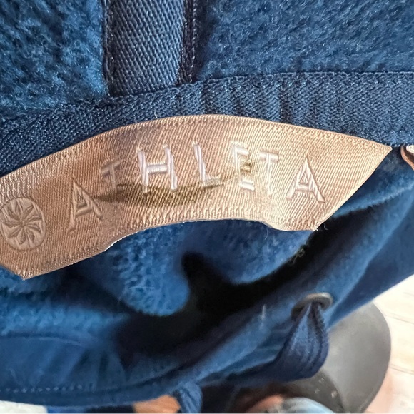 💚Athleta oversized hoodie - Picture 7 of 9